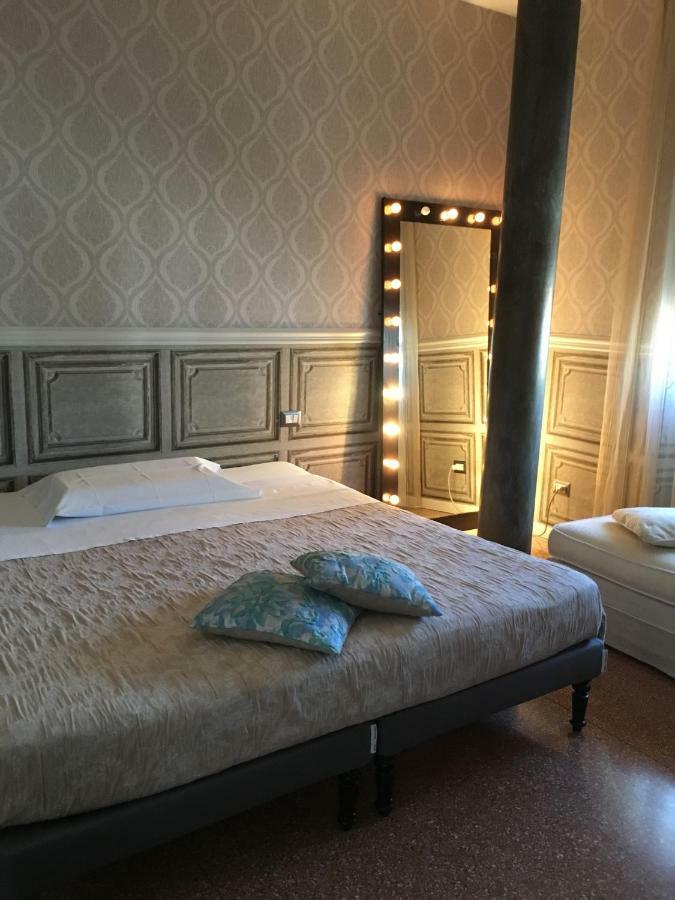 Zonatortona B&B Милано Екстериор снимка